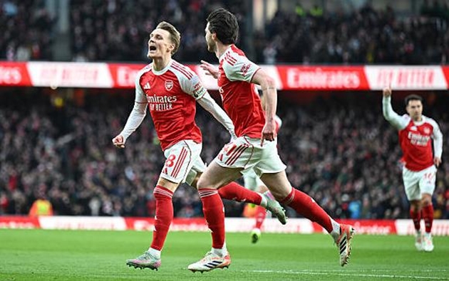 Ảnh bài viết Arsenal và diện mạo nhà vô địch: Khi bản lĩnh vượt lên sự hoa mỹ