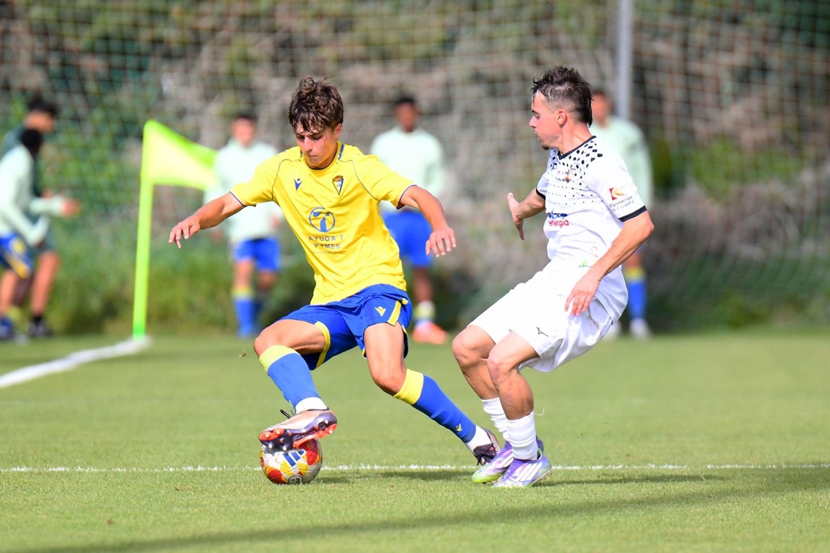 Ảnh bài viết Chính thức: Guille Gonzalez gia nhập Real Madrid