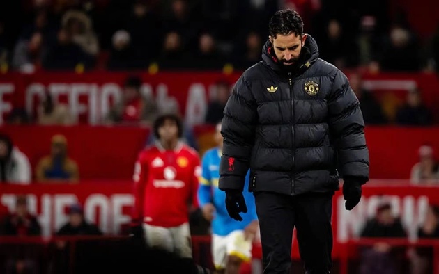 Nếu Amorim thay đổi sớm hơn, tình hình của ông có thể đã khác