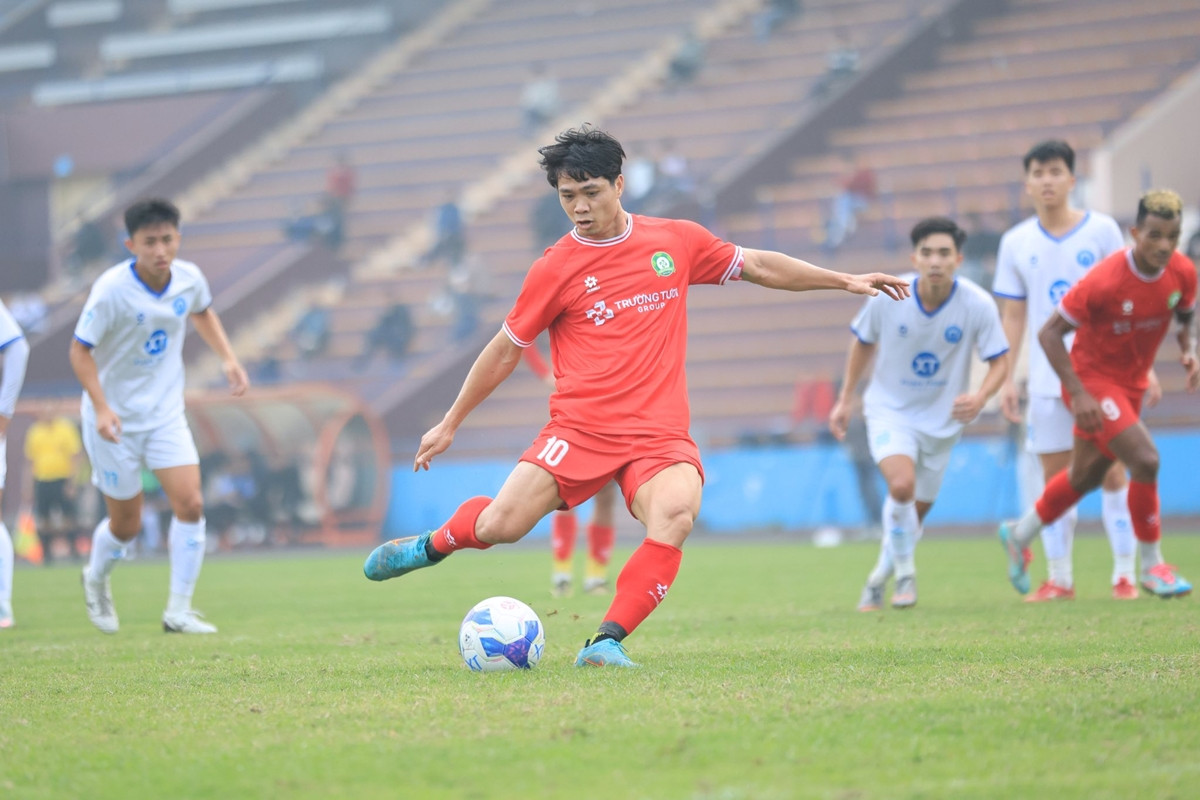 Ảnh bài viết Công Phượng rực sáng giúp Đồng Nai thắng đậm CLB TP.HCM