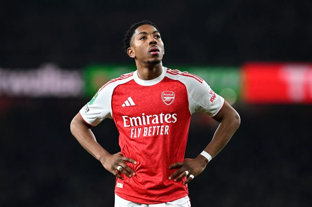 Ảnh bài viết Arsenal nhắm Guehi, tương lai Lewis-Skelly bị đe dọa