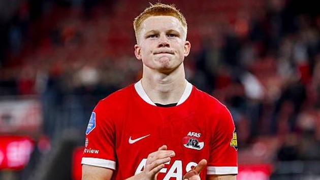 Ảnh bài viết "100% ở lại", Kees Smit dội gáo nước lạnh vào Newcastle