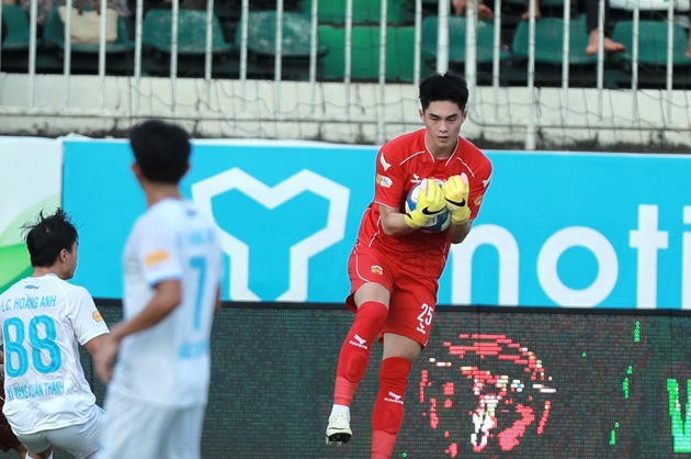 Ảnh bài viết Vũ khí bí mật từ Brazil giúp Trung Kiên hóa người hùng U23