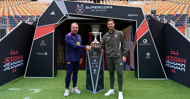Flick vẫn đánh giá cao năng lực của Xabi Alonso.