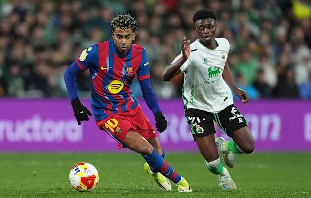 Yamal một lần nữa có màn trình diễn chói sáng.