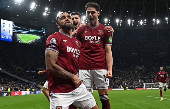 Ảnh bài viết Callum Wilson gieo sầu cho Tottenham ở phút bù giờ