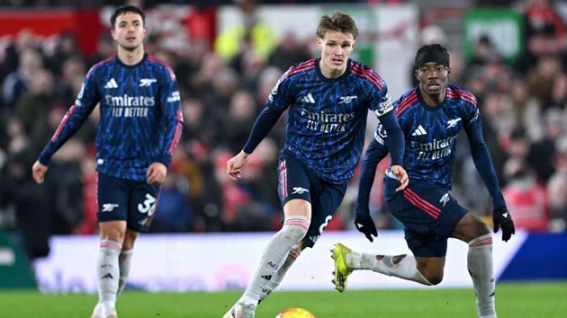 Ảnh bài viết Sự thận trọng quá mức đang kìm hãm Arsenal đua vô địch