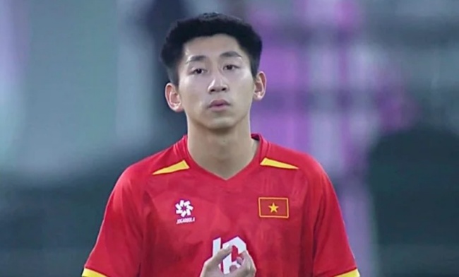 Nhật Minh trong màu áo U23 Việt Nam.
