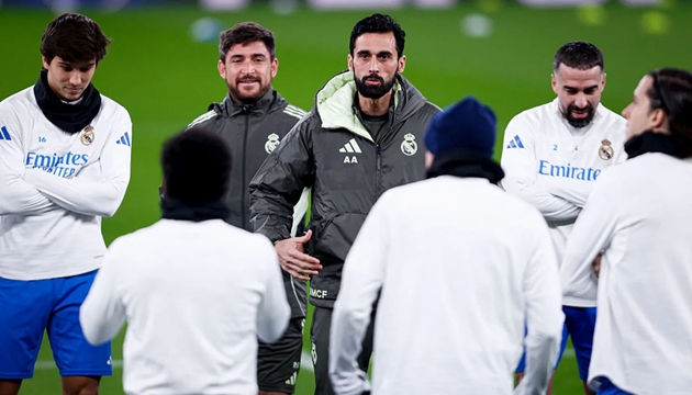 Ảnh bài viết Arbeloa xóa bỏ quy tắc của Alonso trước đại chiến Benfica