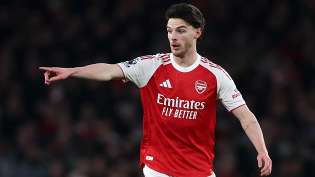 Ảnh bài viết Rào cản để Declan Rice sánh ngang Gerrard và Lampard