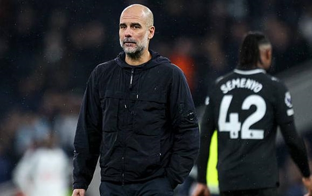 Ảnh bài viết Pep Guardiola mỉa mai VAR sau bàn thắng của Solanke