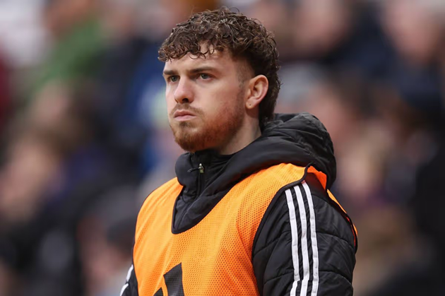 Ảnh bài viết Liverpool ra quyết định tàn nhẫn với Elliott