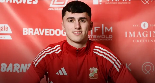 James Scanlon hứa hẹn sẽ cạnh tranh vị trí ở MU mùa tới.