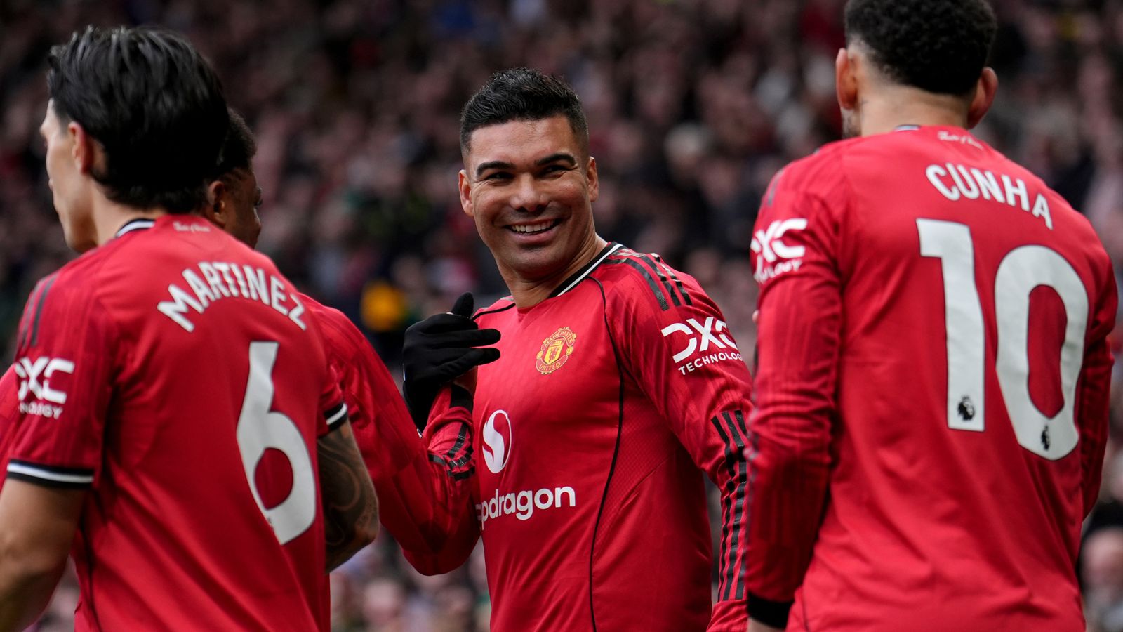 Ảnh bài viết Casemiro và hành trình từ "trò cười" đến người hùng tại Old Trafford