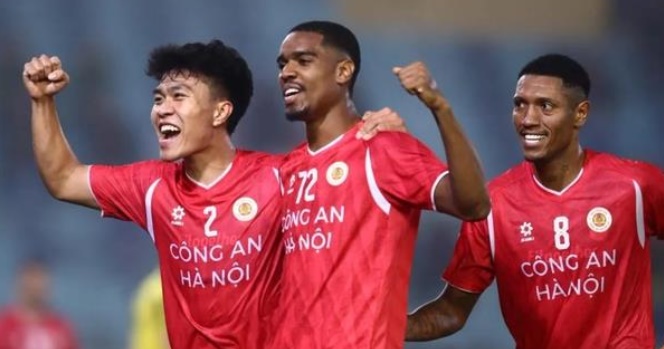 Ảnh bài viết Điểm tin bóng đá Việt Nam 5/2: CAHN thắng hủy diệt 6-1; ĐTVN chờ tin vui từ vụ Malaysia