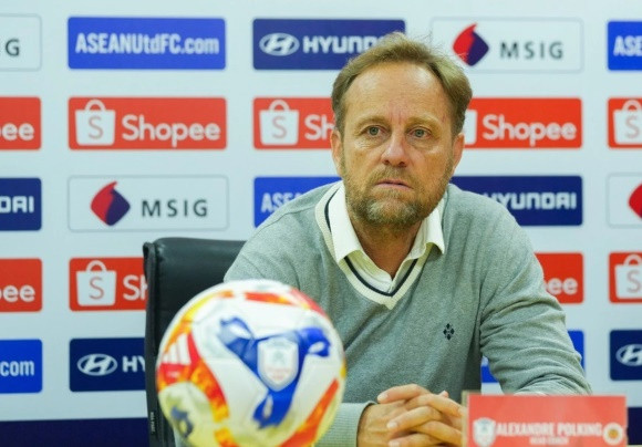 Ảnh bài viết HLV Polking tiết lộ lý do Đình Bắc vắng mặt ở trận thắng 6-1