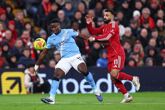 Ảnh bài viết Guehi gieo sầu cho Liverpool ngày Alisson hóa tội đồ
