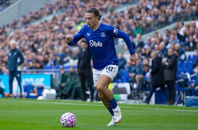 Ảnh bài viết Haaland gửi thông điệp ấm áp khi Grealish lên bàn mổ