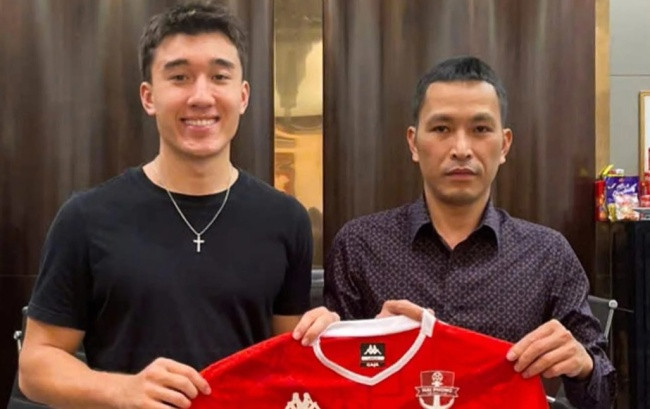 Camilo Minh phấn khởi khi khoác áo Hải Phòng.