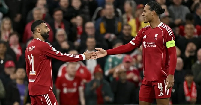 Ảnh bài viết Van Dijk công khai mong Salah ở lại Liverpool