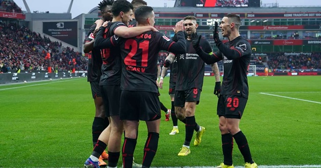Bayer Leverkusen gặp dớp tại Hy Lạp.