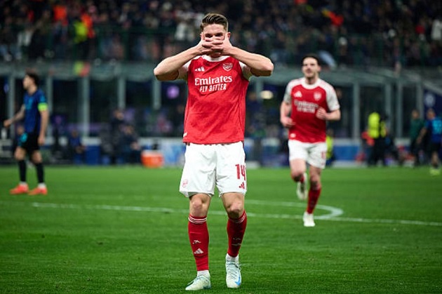 NHM Arsenal chờ đợi sự lên tiếng của Gyokeres.