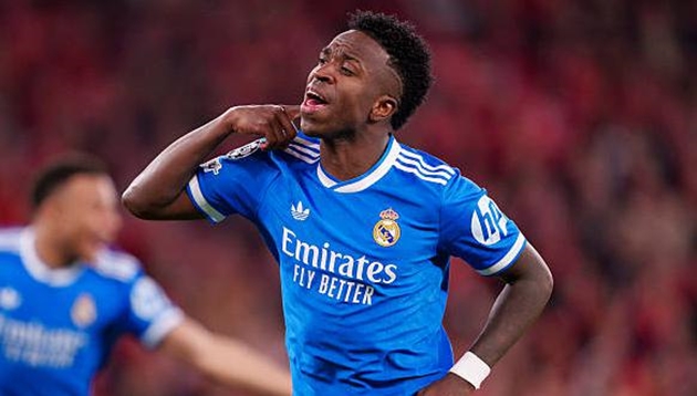 Ảnh bài viết Vinicius chỉ trích sao Benfica hèn nhát vì phân biệt chủng tộc