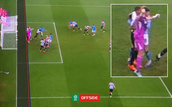 Pha băng lên của Pope khiến hệ thống bị đơ.