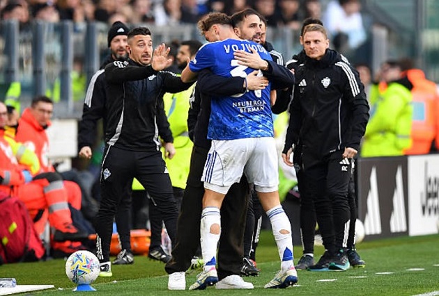 Como gây bất ngờ khi hạ Juventus ngay tại Allianz.