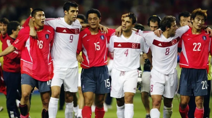 Ảnh bài viết Lịch sử ĐT Thổ Nhĩ Kỳ: World Cup 2002 và mốc son chói lọi nhất