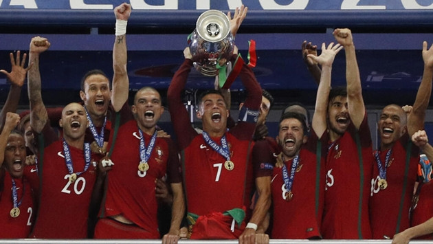 Ảnh bài viết Lịch sử tuyển Bồ Đào Nha: Từ "Phượng hoàng đen" đến đỉnh cao Châu Âu