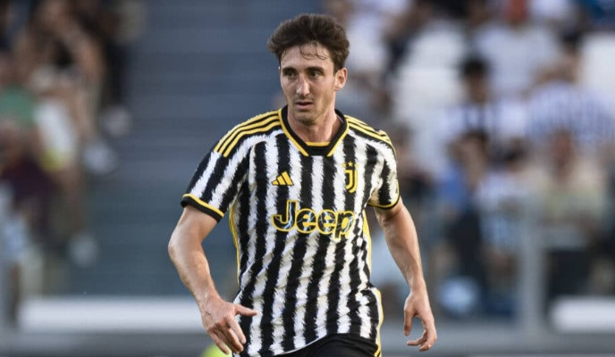 Ảnh bài viết Liverpool muốn chiêu mộ Andrea Cambiaso thay Robertson