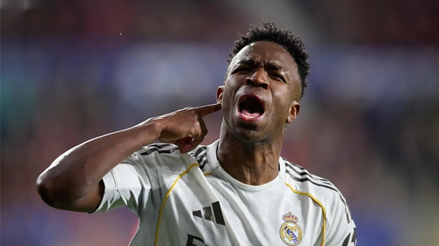 Ảnh bài viết CĐV Benfica la ó dữ dội Vinicius Junior tại Bernabeu