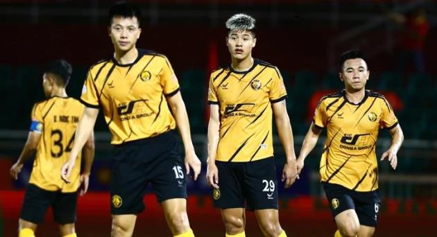 Ảnh bài viết Thanh Hóa lâm nguy, cầu thủ và HLV đồng loạt "kêu cứu"