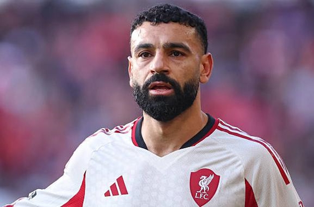 Ảnh bài viết Tin đồn chuyển nhượng sáng 26/2: Salah sẵn lòng ở lại Liverpool, MU bán Bayindir