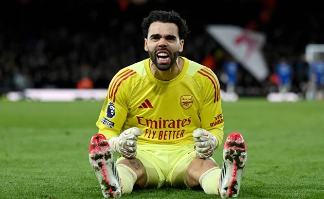 Ảnh bài viết Raya gồng gánh giấc mơ vô địch của Arsenal