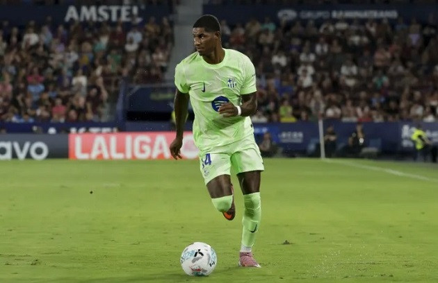 Rashford đang hạnh phúc ở Barca.