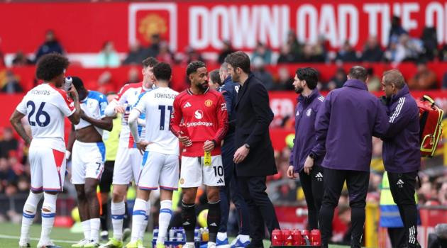 Carrick gây ấn tượng mạnh từ khi dẫn dắt MU.