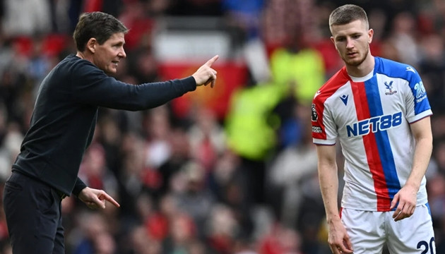 Ảnh bài viết Chạm bóng 30 lần, Wharton tự khép cửa đến MU