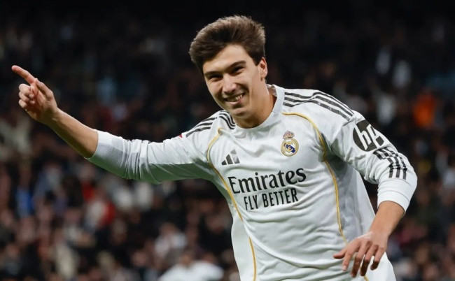 Gonzalo là niềm hy vọng của hàng công Real.