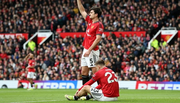 Chấn thương của Luke Shaw nằm ngoài dự tính của ban lãnh đạo Man United.