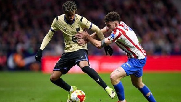 Ảnh bài viết Hansi Flick khẳng định Barca không thể chỉ dựa vào Lamine Yamal