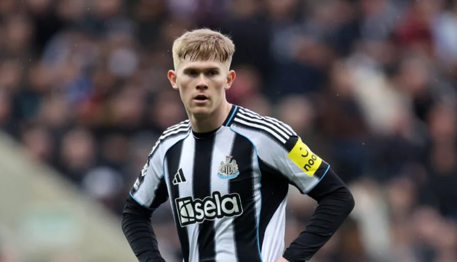 Hall đang cho thấy tài năng của mình tại Newcastle.