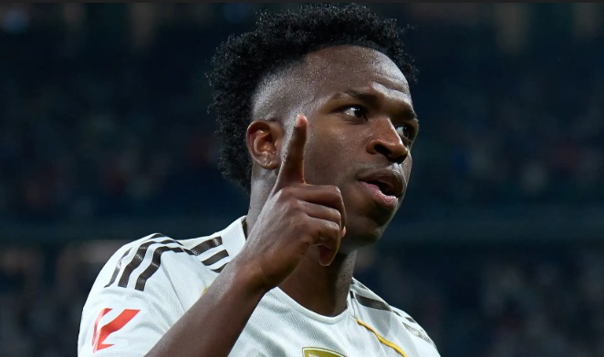 Truyền thông cho rằng Vini không muốn Real chiêu mộ Rodri.