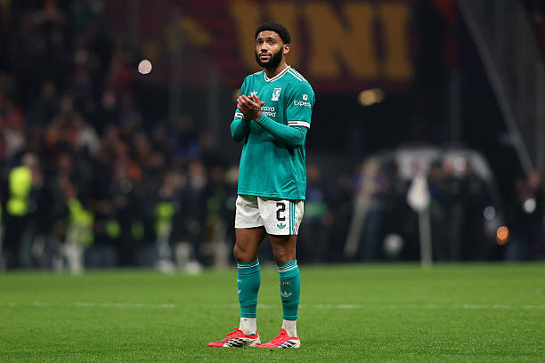 Joe Gomez - 6.2 điểm: Trận thứ 2 liên tiếp được đá chính, lần này là ở vị trí hậu vệ cánh phải. Anh được kỳ vọng mang lại sự chắc chắn hơn so với Jeremie Frimpong, dù thực tế không hoàn toàn như vậy khi hệ thống phòng ngự của Liverpool đôi lúc vẫn để lộ nhiều khoảng trống.