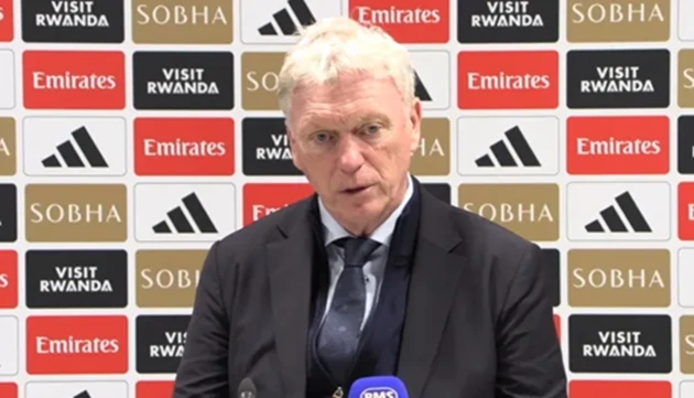 Ảnh bài viết HLV Moyes thán phục pha cản phá bọ cạp của Calafiori
