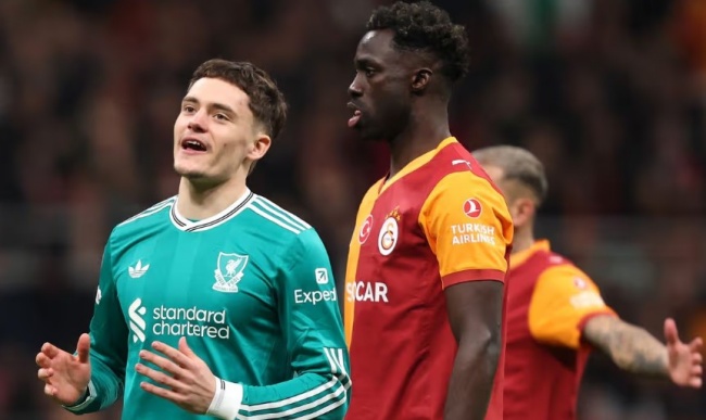 Ảnh bài viết Paul Scholes chỉ trích Florian Wirtz làm hại lối chơi của Liverpool