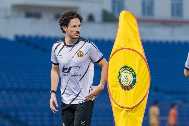 Amar Catic được kỳ vọng bổ sung sức mạnh cho Thanh Hóa.