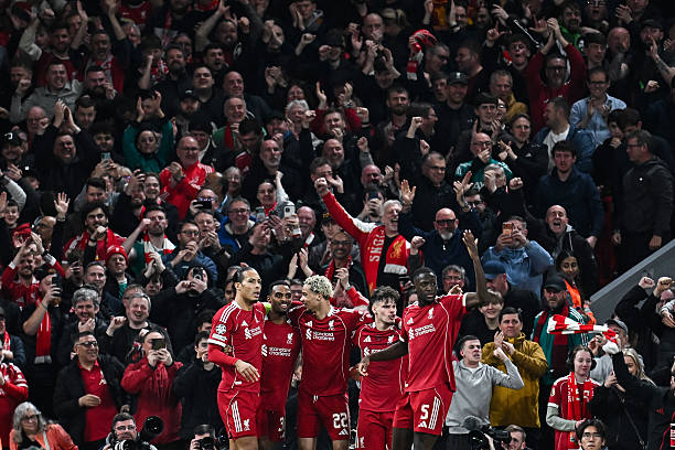 Ảnh bài viết Cơn mưa bàn thắng che mờ thực tế phũ phàng của Liverpool