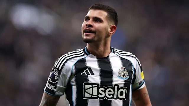 Ảnh bài viết Romano xác nhận MU săn Guimaraes thay Casemiro